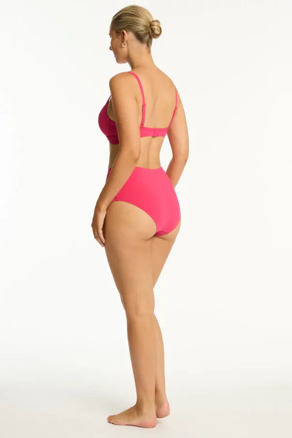 Essentials Edit Cross Front Moulded Cup Bra - Pink - Image 3